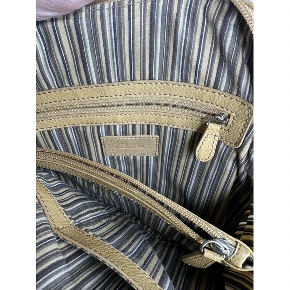 Clarks Leather Shoulder Bag Womens Convertible Purse Striped Lining Tan Pebbled - Picture 6 of 11